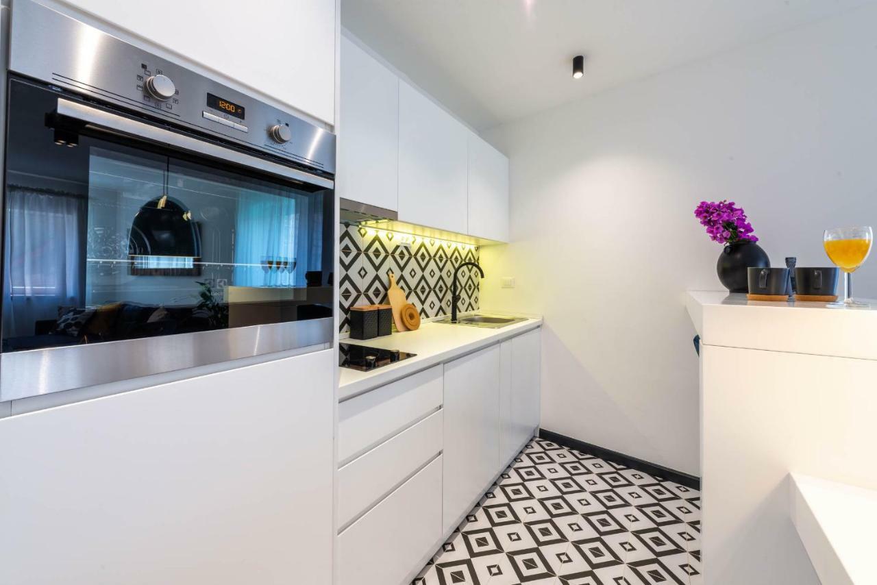 Sun And Stone Apartment ซัฟทัท ภายนอก รูปภาพ