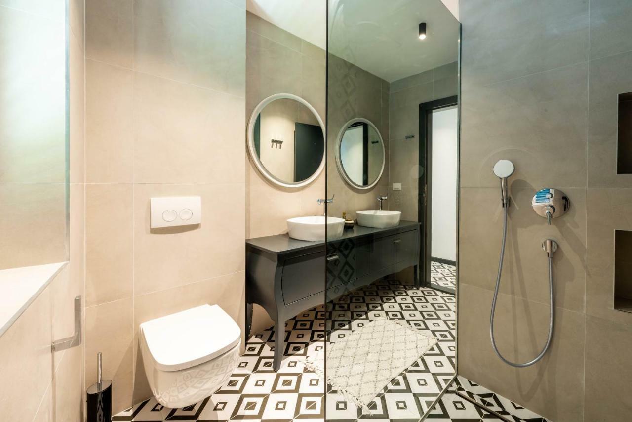 Sun And Stone Apartment ซัฟทัท ภายนอก รูปภาพ